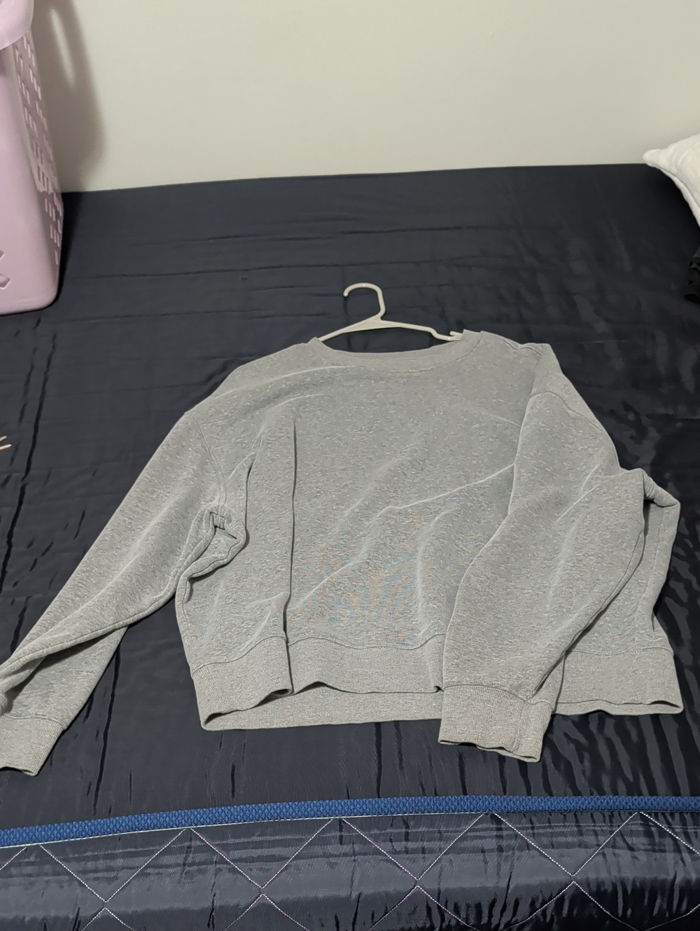 Old Navy Men's Crewneck Sweatshirt - Light Gray